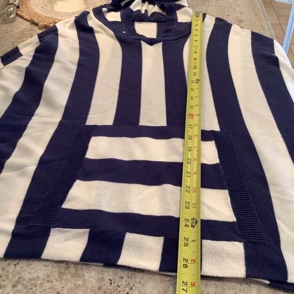 Bebe Pullover Striped Lightweight Sweater Poncho with Hood - Picture 5 of 8